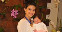 Enquete “Mamãe de 2011″, da Revista Caras, coloca Aline Barros entre as três primeiras