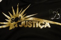 Diante do Trono lança coleção de moda “Sol da Justiça”